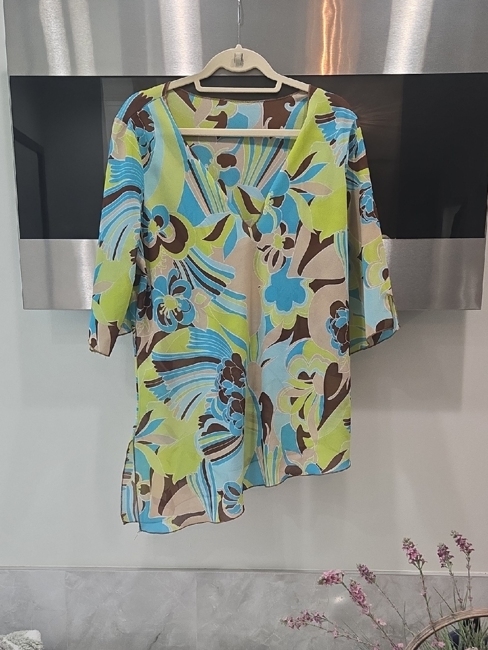 Lightweight Floral V-Neck Women's Top in Lime & Aqua